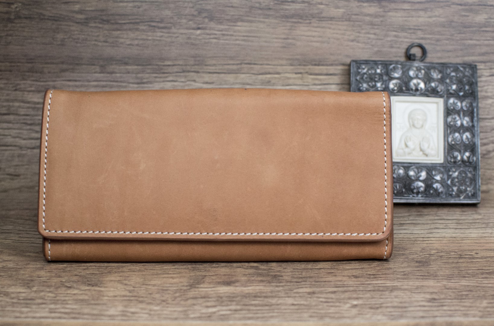 Дамско портмоне от естествена кожа