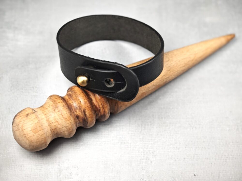 Гравирана гривна за мъж